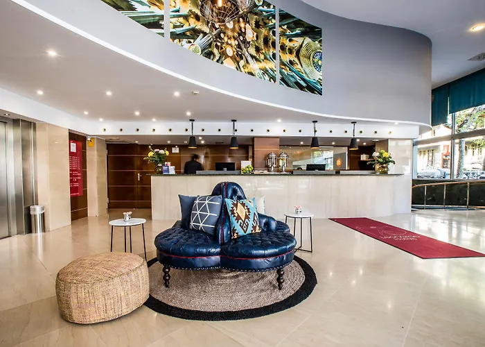 Leonardo Gran Via 3* Barcelona