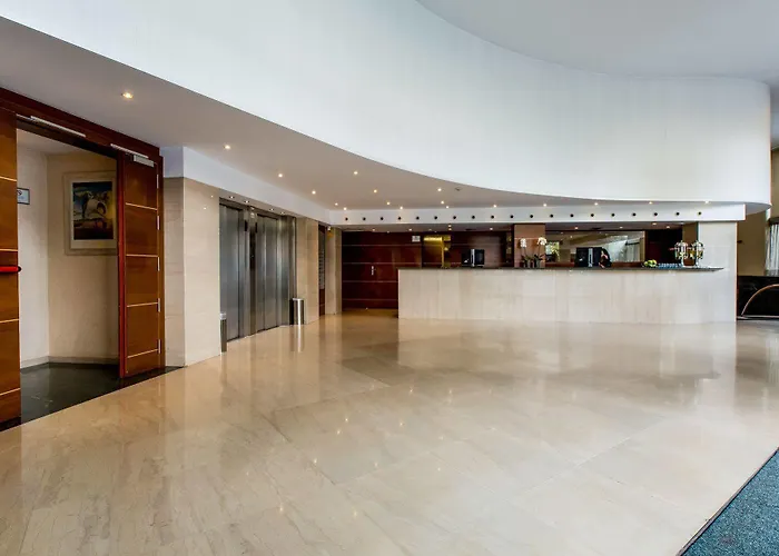 Leonardo Gran Via Hotel 3*