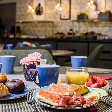 Leonardo Gran Via 3* Barcelona