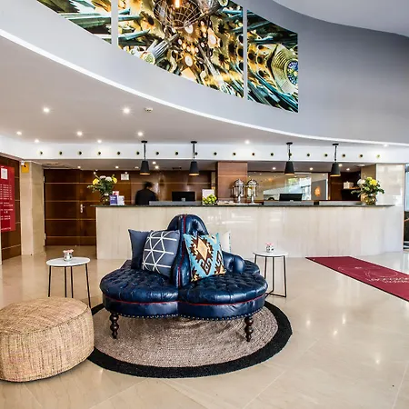 Leonardo Gran Via 3* Barcelona