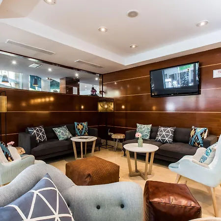 Leonardo Gran Via 3* Barcelona