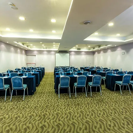 Leonardo Gran Via Отель 3*