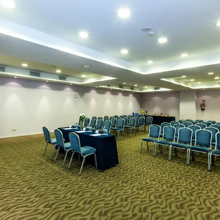 Отель Leonardo Gran Via