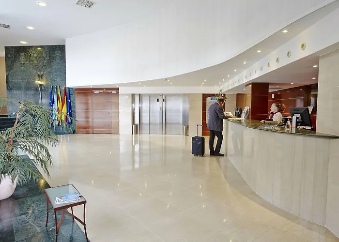 Leonardo Gran Via Hotel