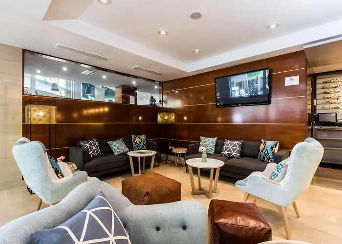 Leonardo Gran Via 3* Barcelona