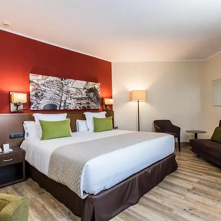 Hotel Leonardo Gran Via 3*