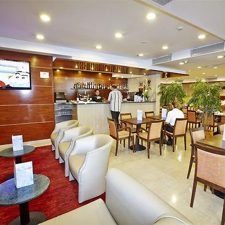 Leonardo Gran Via Hotel Barcelona
